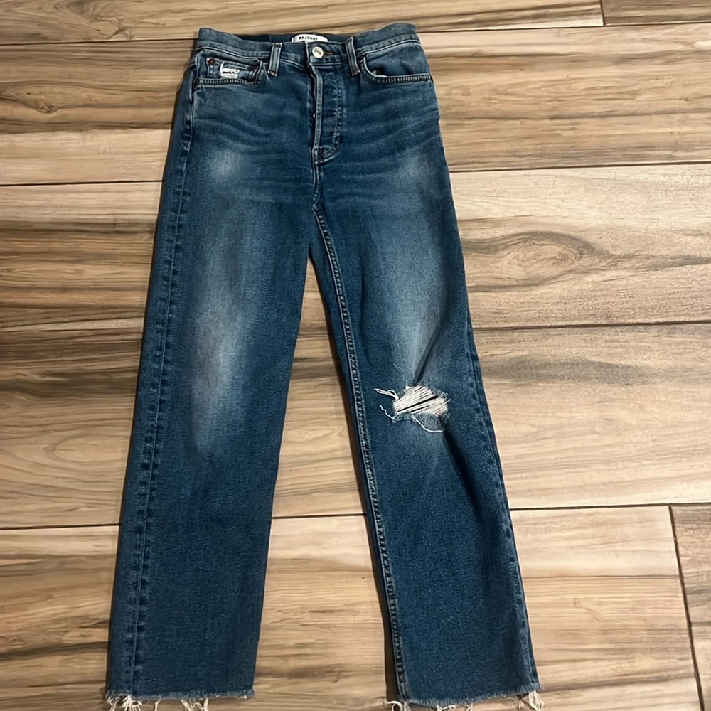 RE/DONE 70’s stovepipe P0:4586
STYLE: 164-3WSTV27
COLOR: WORN TRUE INDIGO